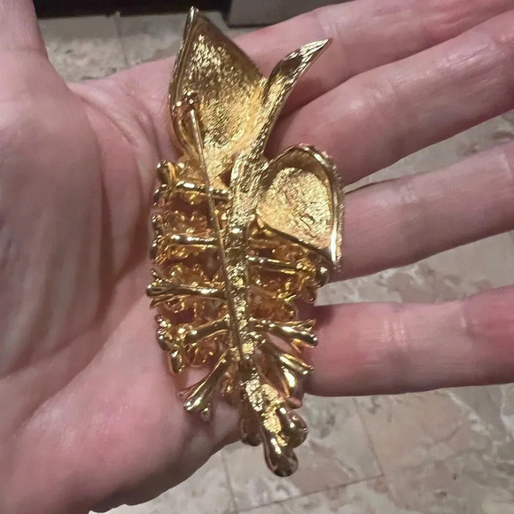 Dior Vintage Grape Brooch with crystals - Picture 3 of 4